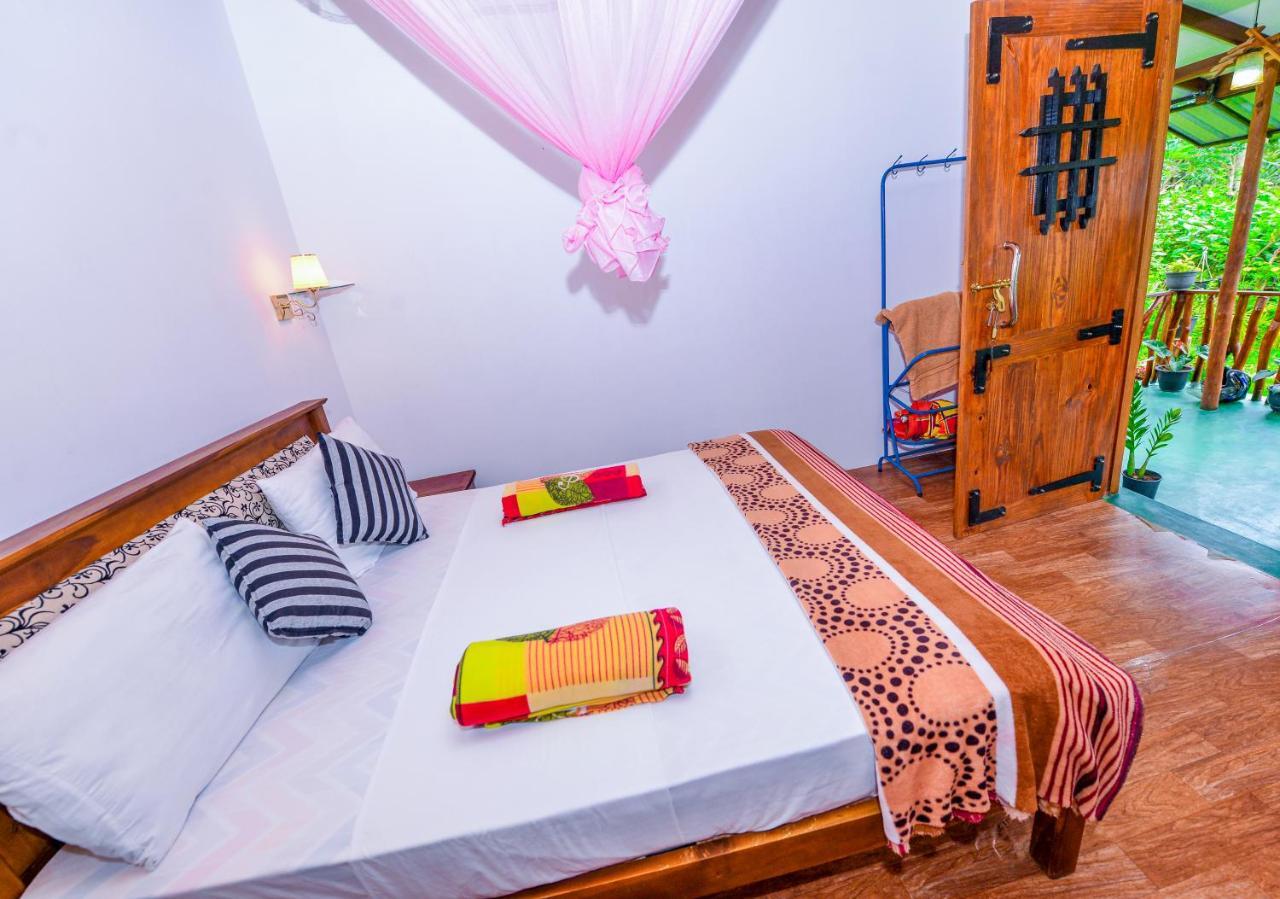 Astral Zone Cottage เอลลา ภายนอก รูปภาพ